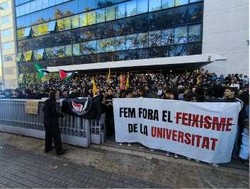 No hay dos sin tres. «Fanzinerosas», tu fanzine antifascista de confianza, reincide con una tercera creación No hay dos sin tres. «Fanzinerosas», tu fanzine antifascista de confianza, reincide con una tercera creación