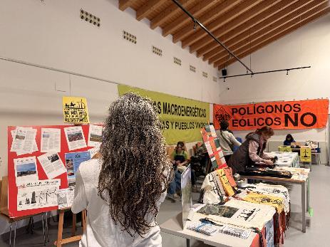 La Feria de Energía y Territorio de Son Gigantes reunió en Villaescusa a más de un centenar de personas en defensa de los territorios