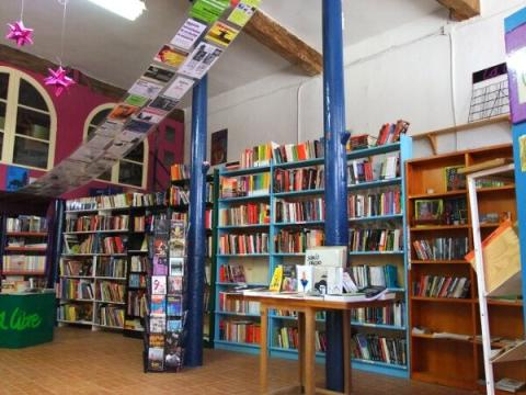 Librerías autogestionadas, librerías del común