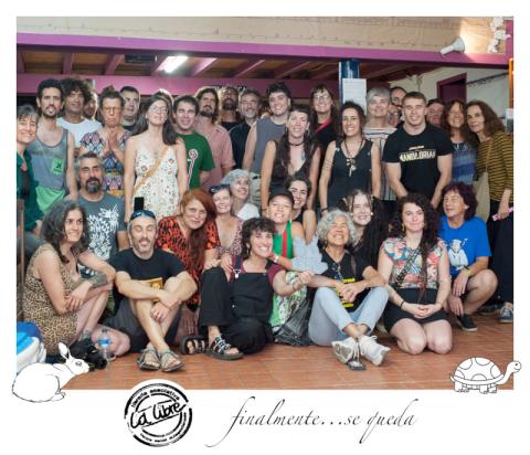 La tortuga del apoyo mutuo ganó a la liebre del capitalismo: La Libre se queda tras una movilización histórica que reúne 143.000 euros La tortuga del apoyo mutuo ganó a la liebre del capitalismo: La Libre se queda tras una movilización histórica que reúne 143.000 euros
