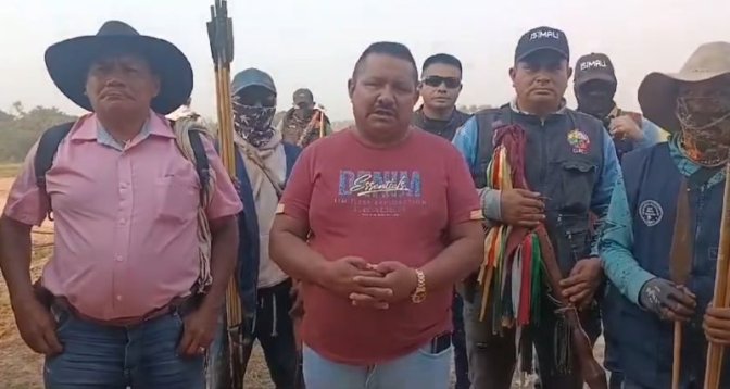 Indigenas-Sikuani-resistieron-al-desalojo-de-sus-territorios-por-la-policia-2.jpg