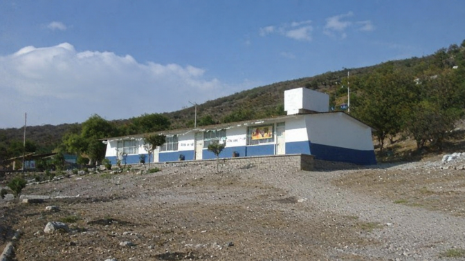Escuela Alpuyeca - Morelos - México - Basurero
